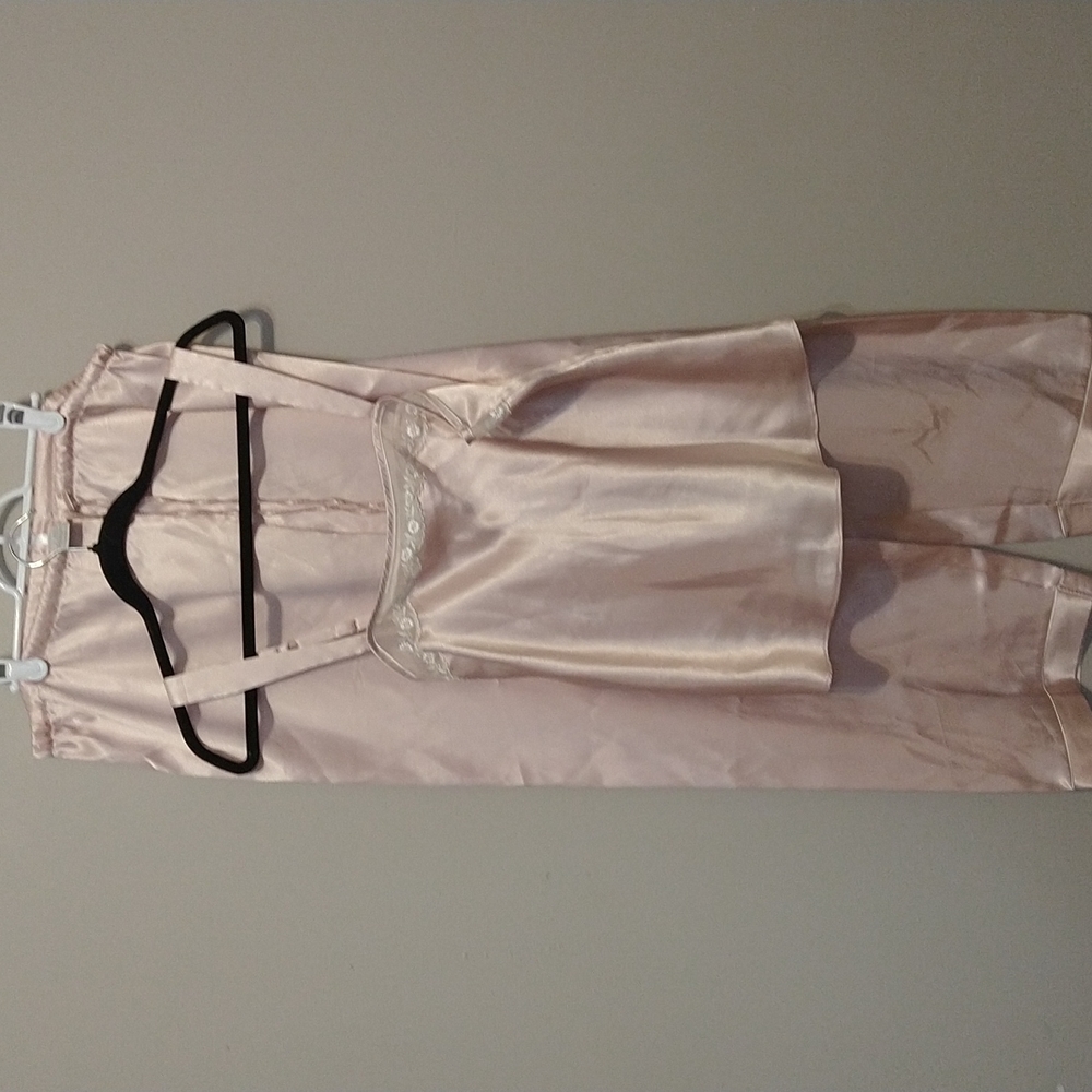 Pink pyjama set Jones new york